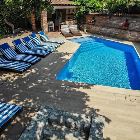 Villa Amalia Apartments Malinska Exterior foto