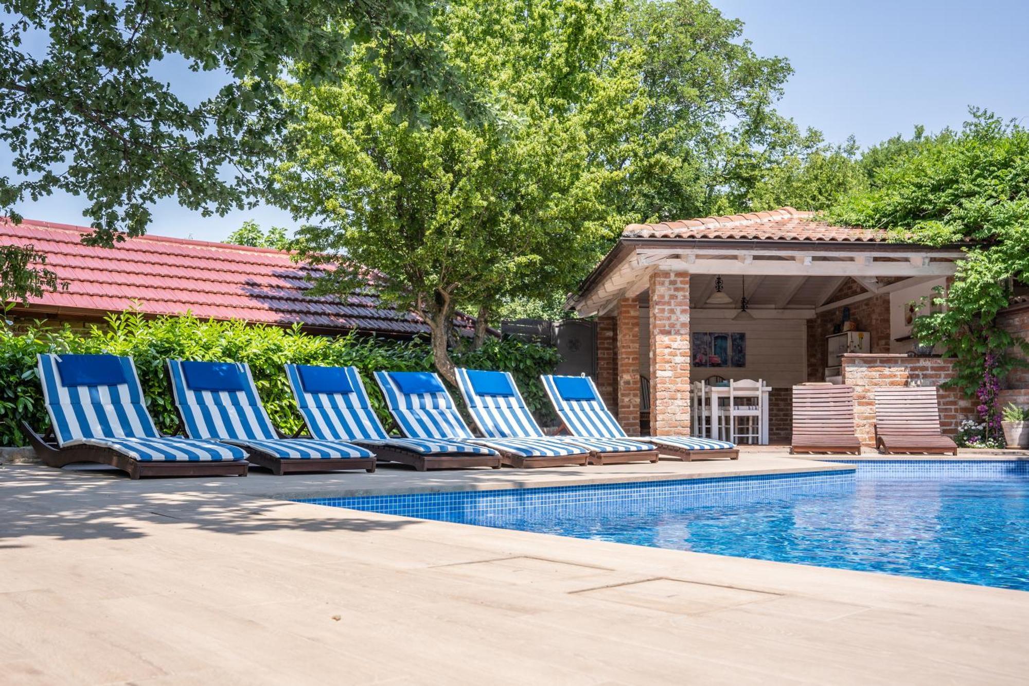 Villa Amalia Apartments Malinska Exterior foto
